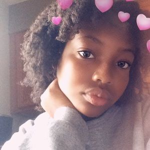 Meet your Posher, Najah
